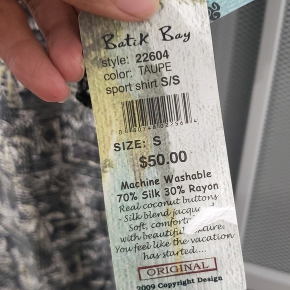 BATK BAY- BEACH SHORT SLEEVE SHIRT SMALL - Picture 5 of 5